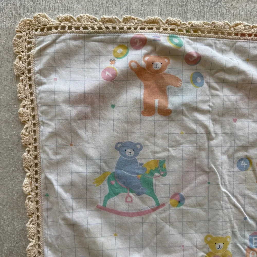 Vintage Reversible Baby Blanket Teddy Bears Crochet Lace Trim 48